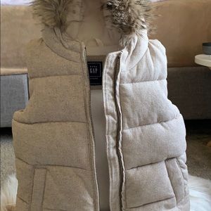 GIRLS GAP VEST